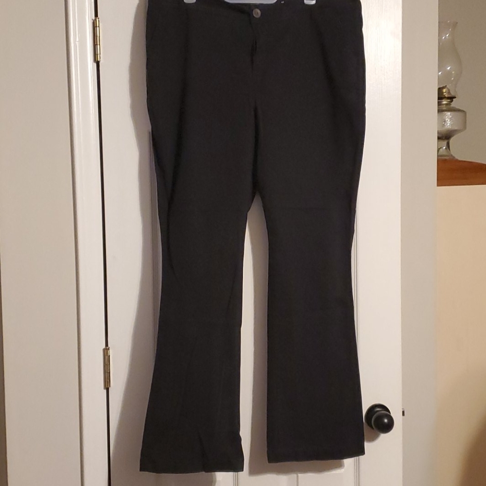 Old Navy Flat front black khaki pants